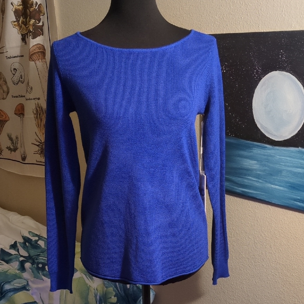 Blue Long Sleeve Lightweight knit Top